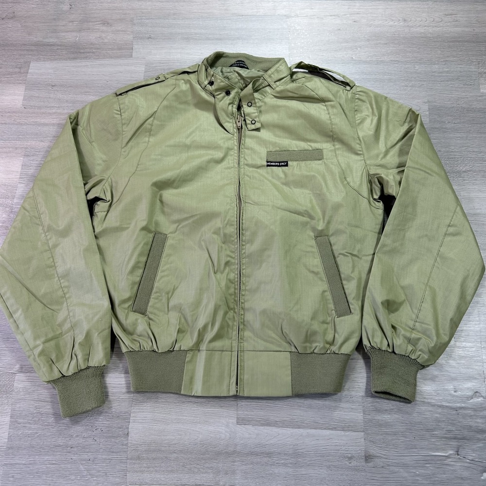 VINTAGE Members Only Jacket Mens 36 Green Bomber Full Zip Lined Hong Kong 80s